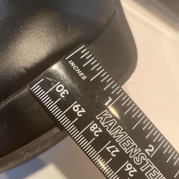 Meechi Black Faux Leather High Heel Platform Bootie - Picture 10 of 13